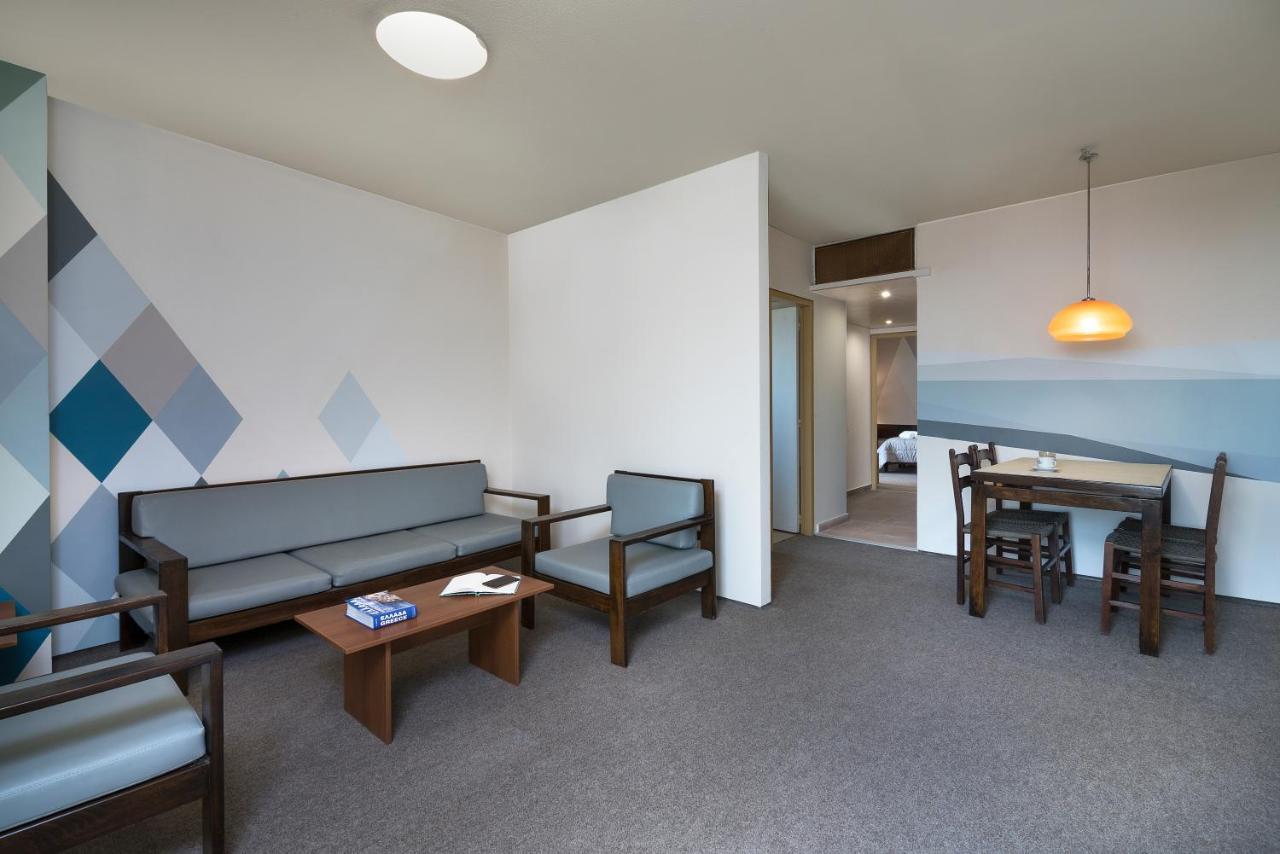 Marina Alimos Hotel Apartments 아테네 외부 사진