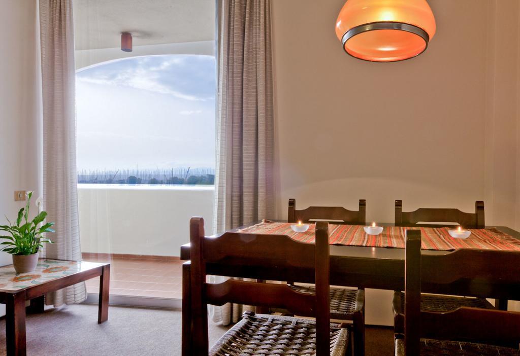 Marina Alimos Hotel Apartments 아테네 객실 사진