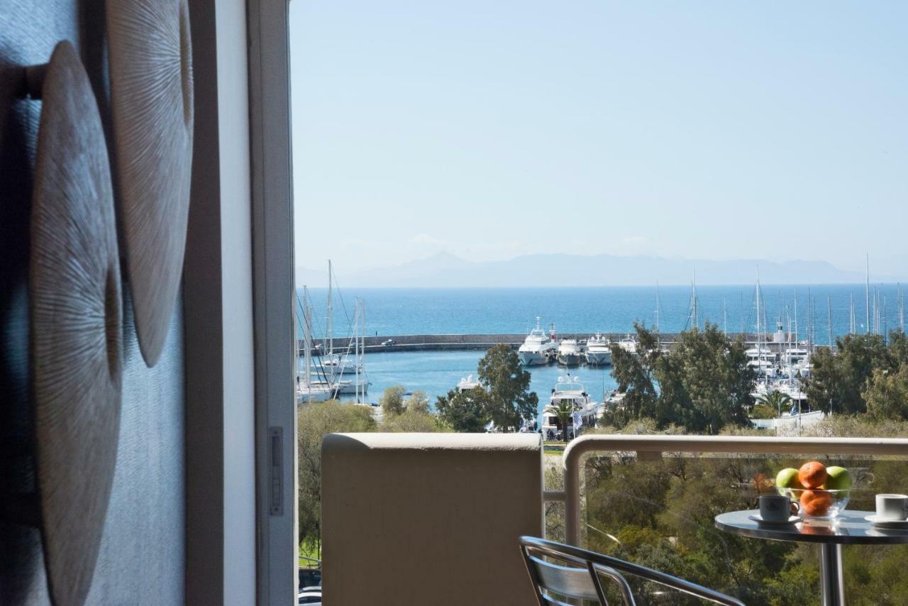 Marina Alimos Hotel Apartments 아테네 외부 사진