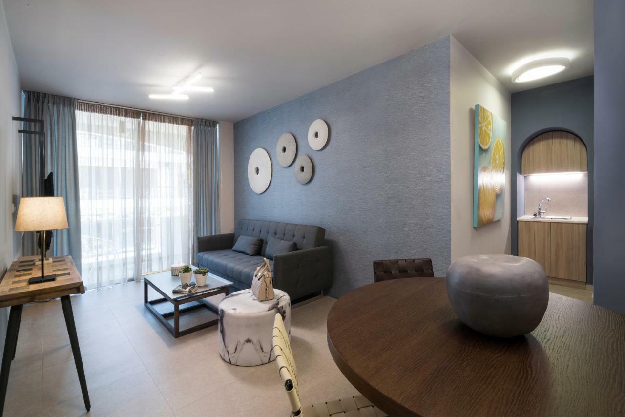 Marina Alimos Hotel Apartments 아테네 외부 사진